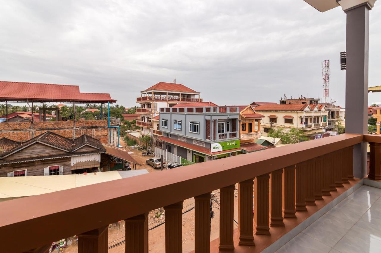 Aniza Angkor Villa Сіємреап Екстер'єр фото